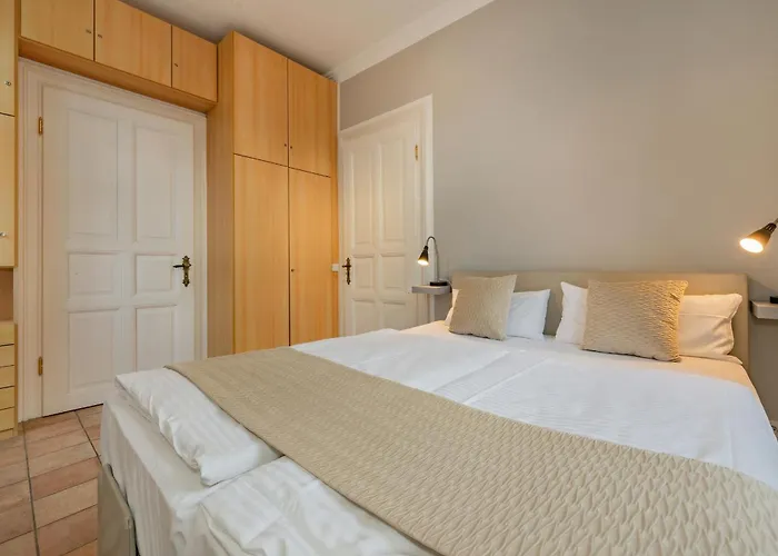 Medici 06 Apartamento